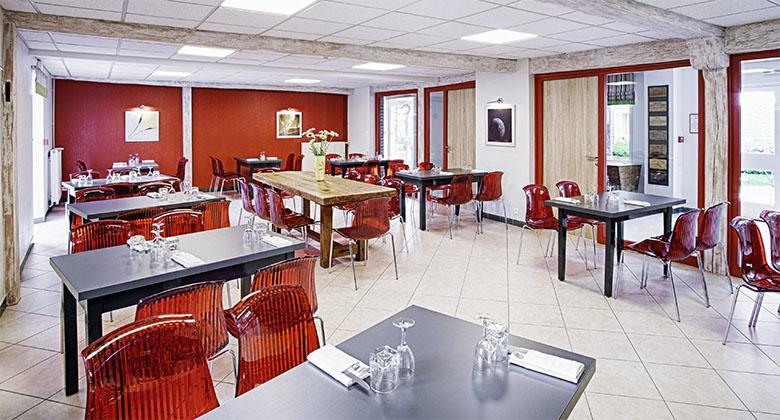 Auberge Du Lac, Sure Hotel Collection By Best Western Mesnil-Saint-Pere Exterior photo
